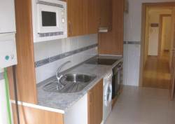 http://www.toctocinmobiliaria.es:80/imagen/imagen/44688/venta-piso-villares.jpg