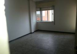 http://www.toctocinmobiliaria.es:80/imagen/imagen/98483/venta-piso-chinchibarra-garrido.jpg