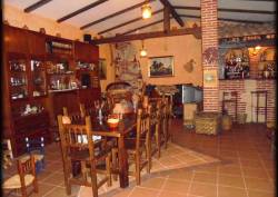 http://www.toctocinmobiliaria.es:80/imagen/imagen/98643/venta-chalet-adosado-chinchibarra-garrido.jpg