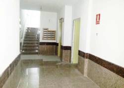http://www.toctocinmobiliaria.es:80/imagen/imagen/99520/venta-piso-ctera-ledesma.jpg